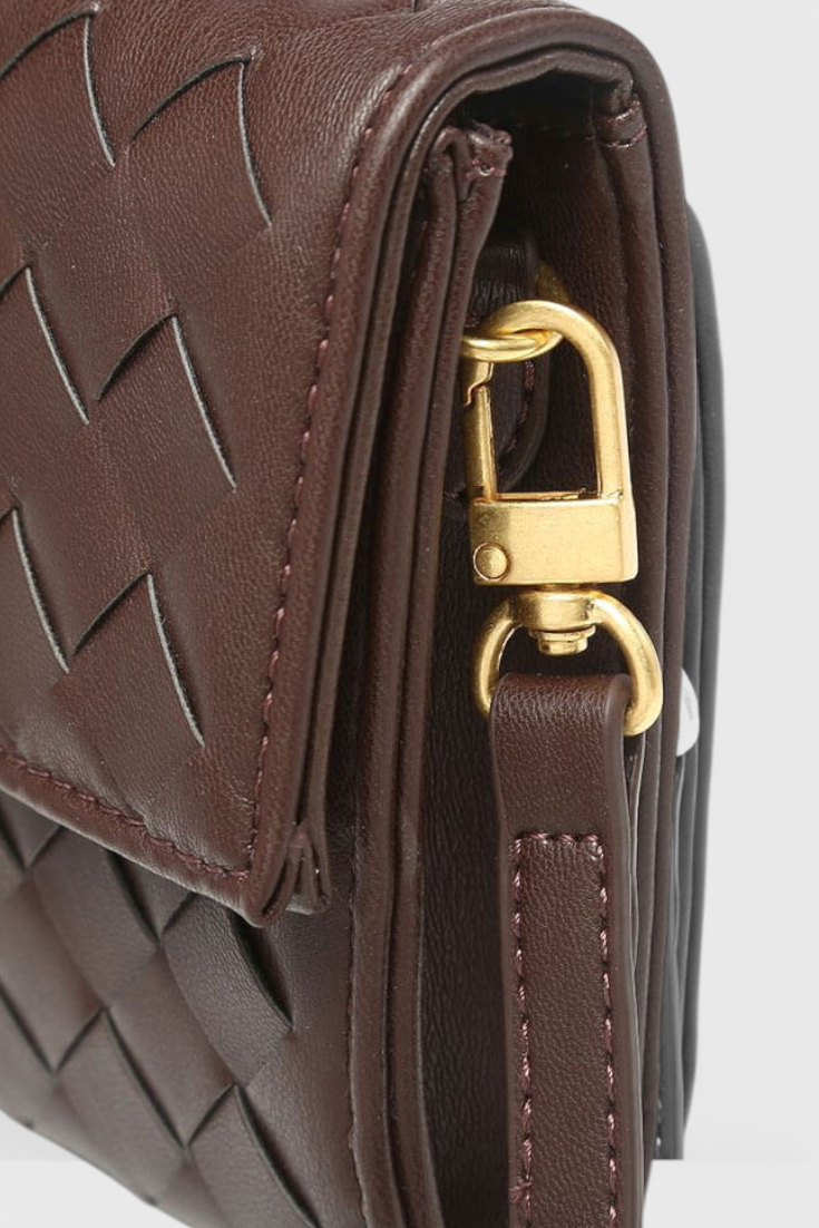Bolsa Clutch Melanie com Detalhe de Nó Dourado